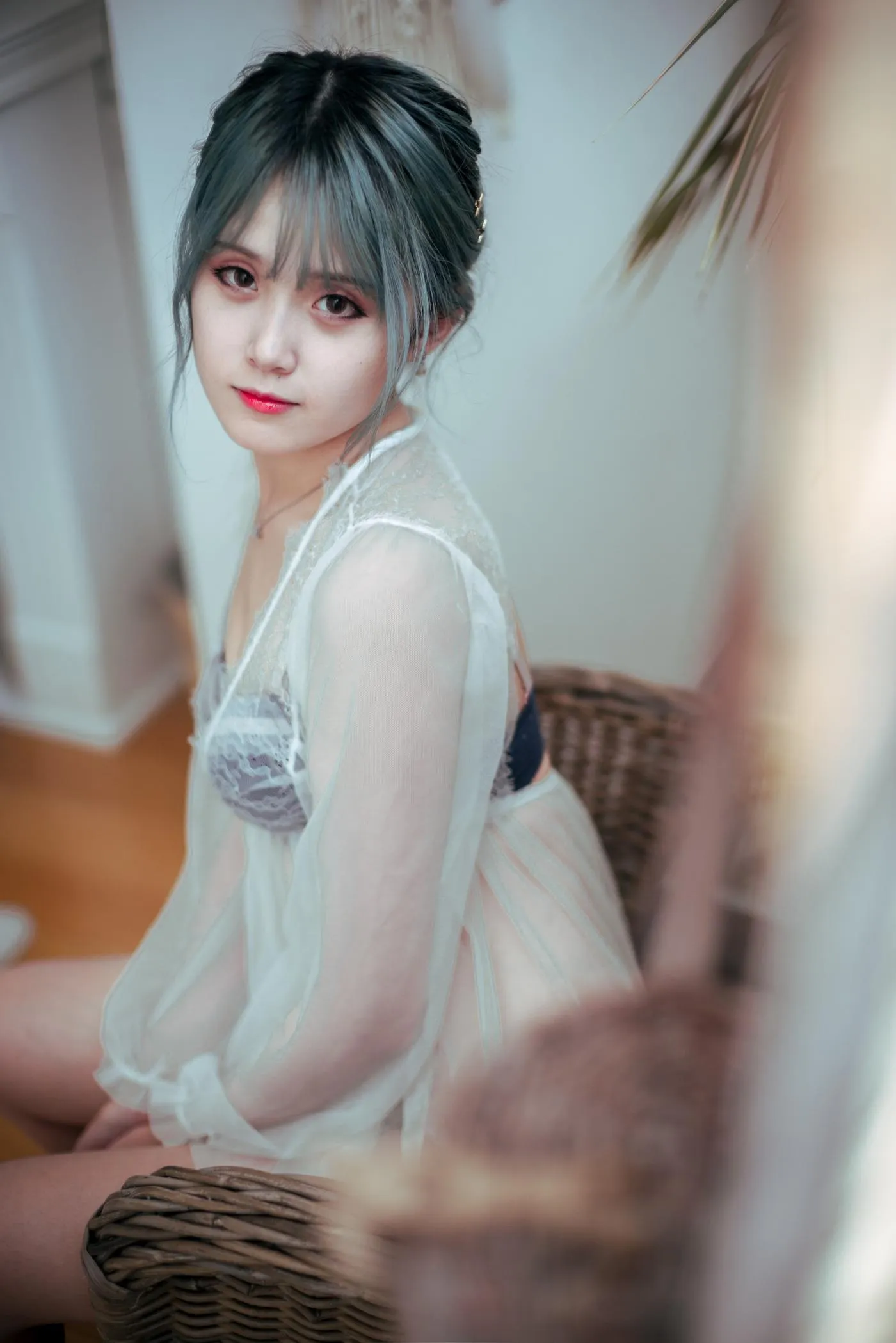 Akisoso秋楚楚 – NO.12 私房 调色 [24P]插图